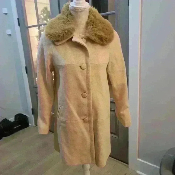 Banana Republic Coat - Picture 1 of 4